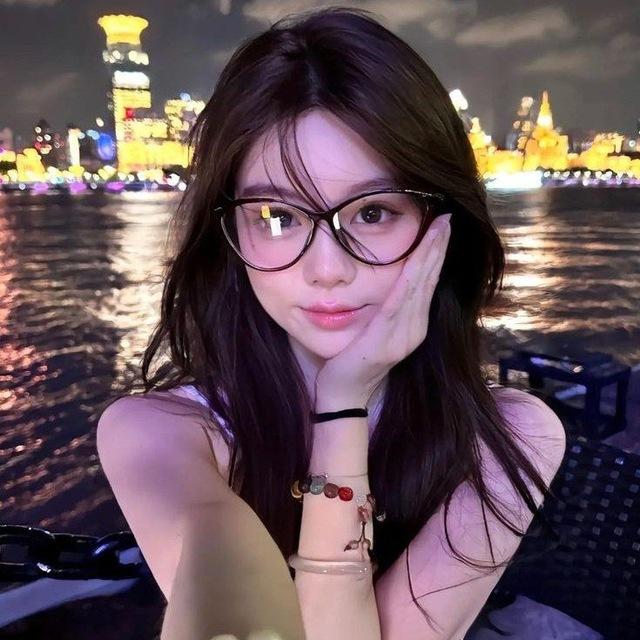 𝙉𝙖𝙣𝙣'𝙨 𝘿𝙞𝙖/𝙏𝙞𝙠𝙩𝙤𝙠 𝙗𝙤𝙤𝙨𝙩 𝘾𝙝𝙖𝙣𝙣𝙚𝙡