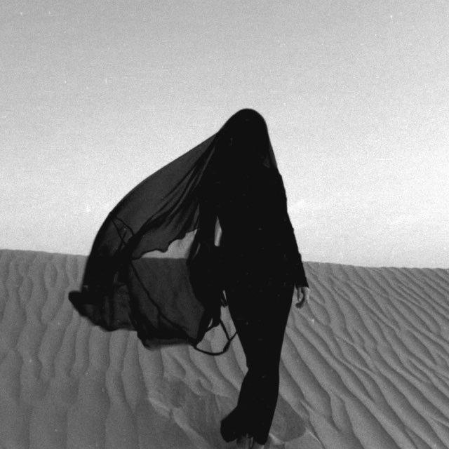 هيَّا