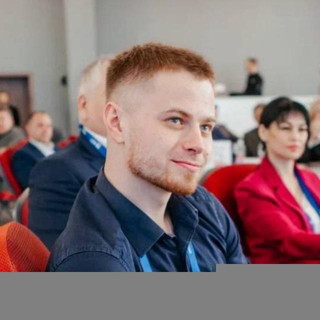 | Антон Болтов