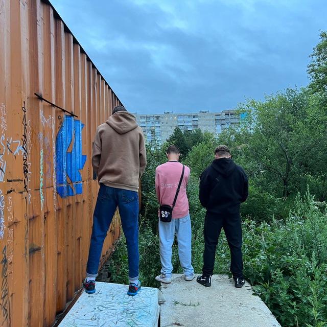 Булка🍞с маслом🧈