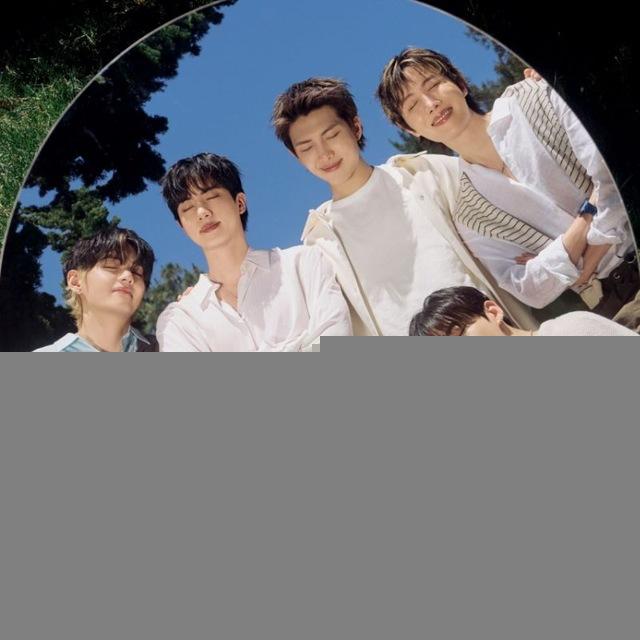 BTS ⟭⟬⁷ (방탄소년단)