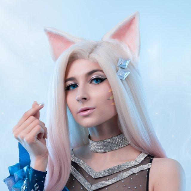 Ana Schuyler Cosplay