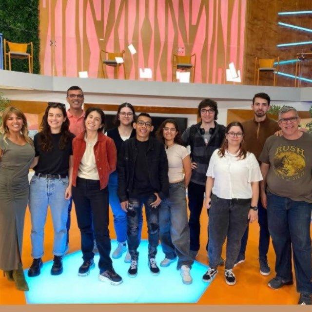 JUNTOS,TODOS VENCEMOS
