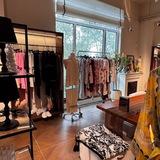 迪拜男女服饰内衣裤睡衣防晒衣家居服频道