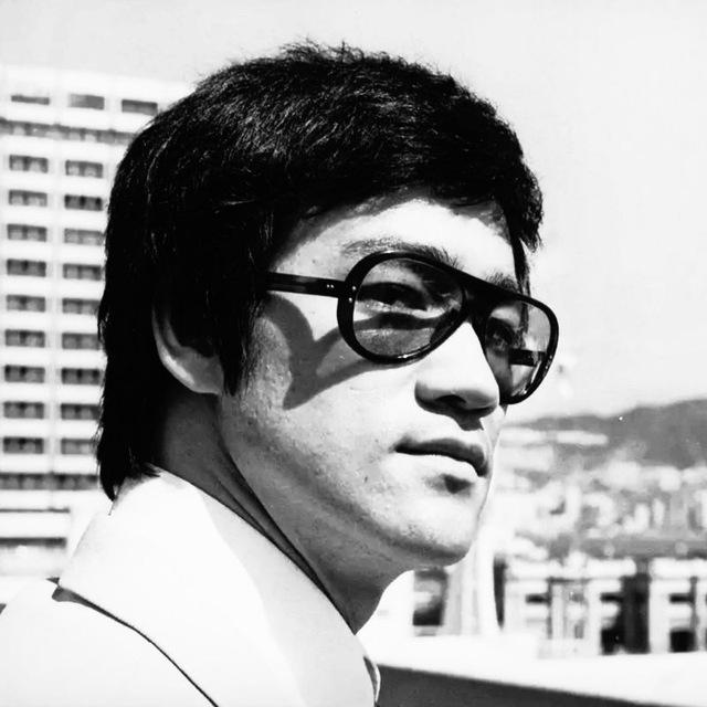 بروسلي ـ BRUCE LEE ✸