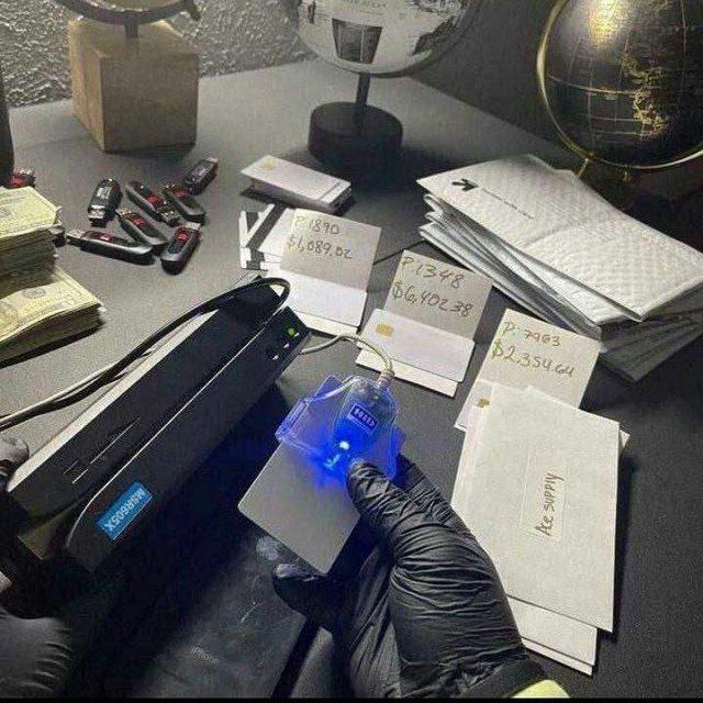 𝐋𝐈𝐁𝐄𝐑𝐓É 𝐅𝐈𝐍𝐀𝐍𝐂𝐈È𝐑𝐄