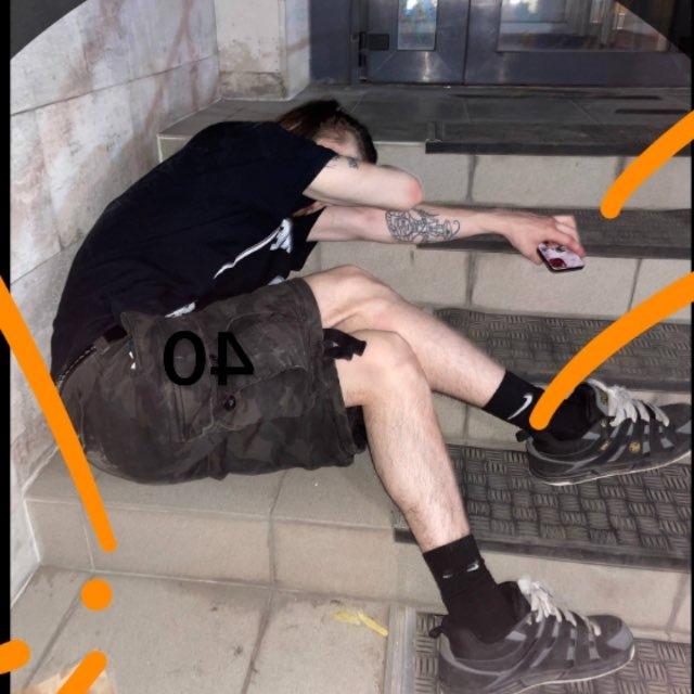 ruxaxaxaxa40 был(а) очень давно 🏌🏿
