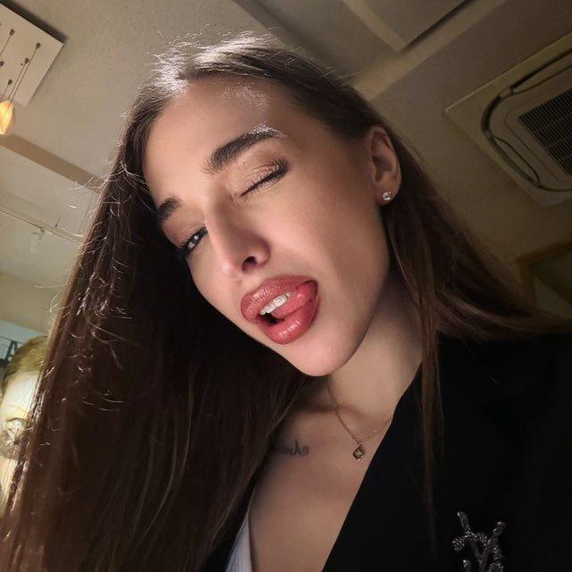 Алёна Артамонова