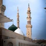 "فاعبدهُ واصطبرْ لعبـٰدتهِ هل تعلمُ لهُ سَمِیࣰّا"