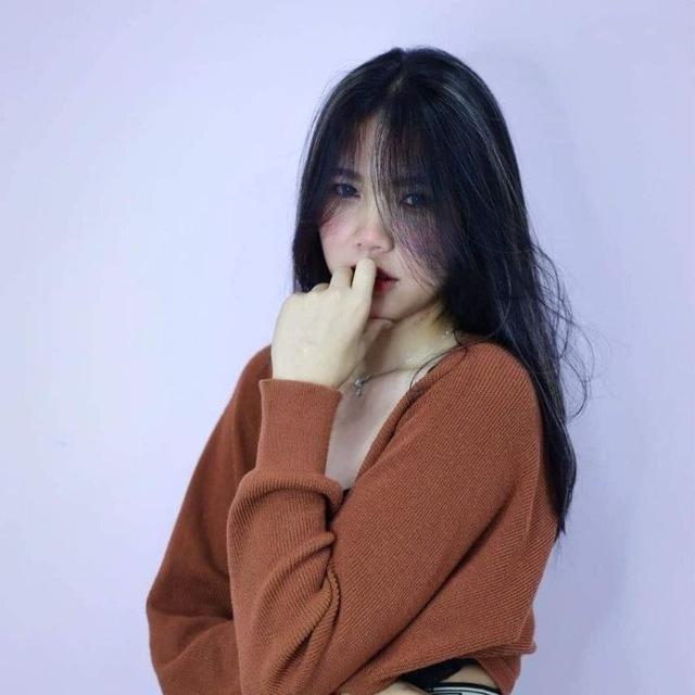 ကျောင်းဆရာမလေးများစုစည်းရာ