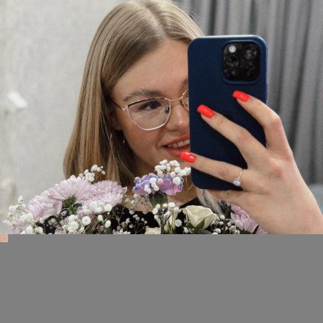 Твоя подружаня Полина 🥸🌸
