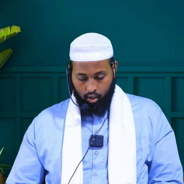 Sh Cabdiraxmaan AlMucalimi الشيخ عبد الرحمن المعلمي