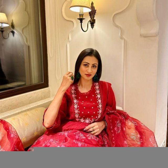 RITA MALHOTRA ⚡ INVESTOR