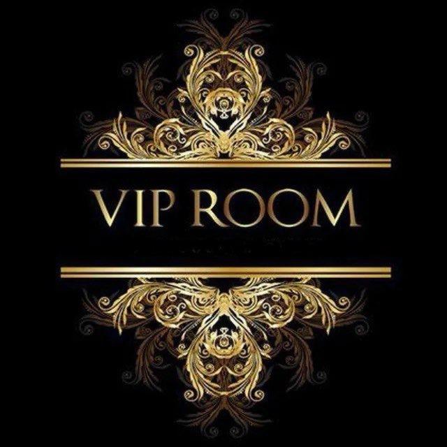 • VIP • R O O M (18+)