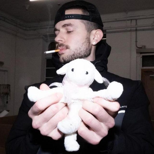 SNOW STRIPPERS GANG