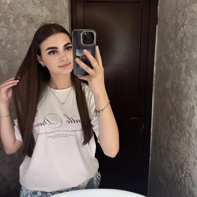 мончас
