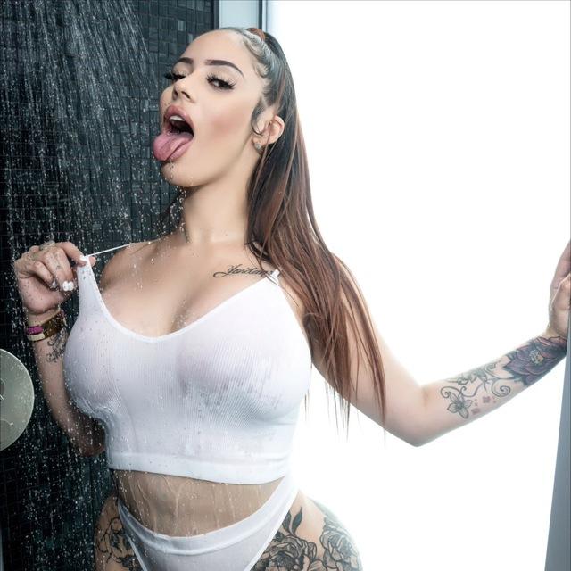 Giany Exclusive 🍑💜