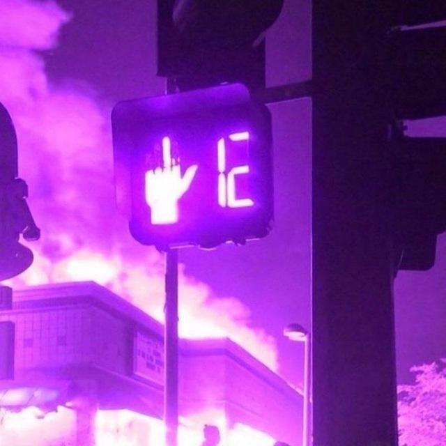 ⁨𓏺 𝖬℮:𝖭𝖾𝖳𝗋𝗈⁩
