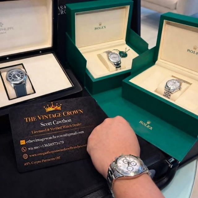 The Vintage Watch Crown