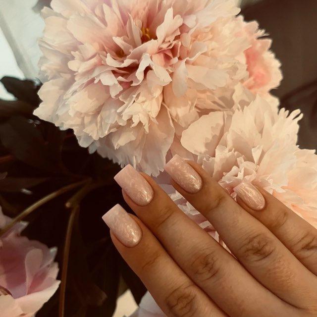 Dobrovolskayaa_nails