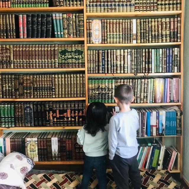 آداب و خَواطِرُ .