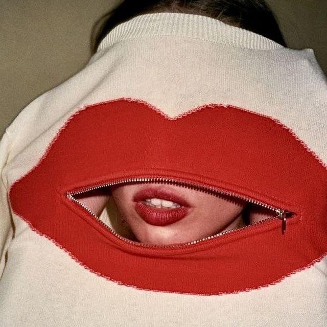 Кошка говорит miu miu