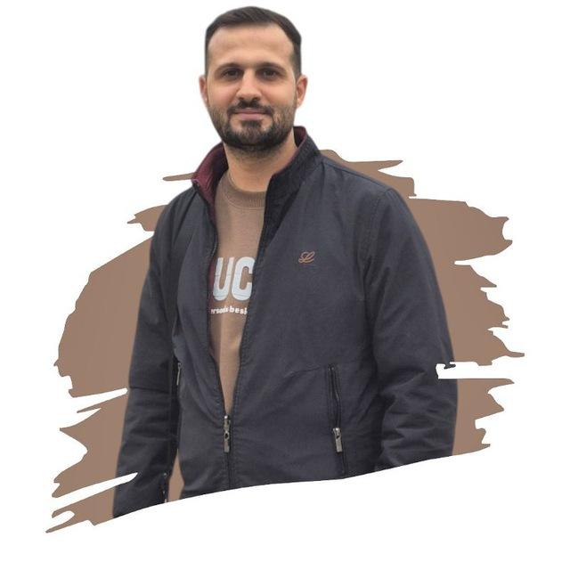 الاستاذ محمد حاتم مدرس مادة الاحياء