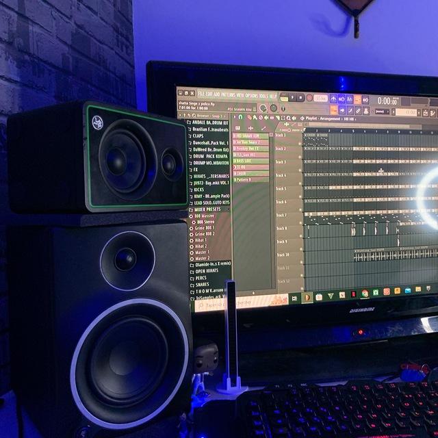 𝐒𝐚𝐧𝐭𝐨𝐬 𝐚 𝐥𝐚 𝐩𝐫𝐨𝐝 🎶