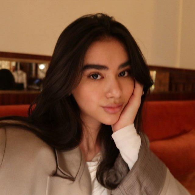 NINA SAFA