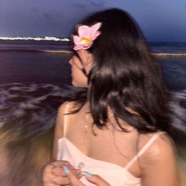 - ݪۃ ٱݪزخَݛفة ٫َ 🦢 ﮼؟ َ.