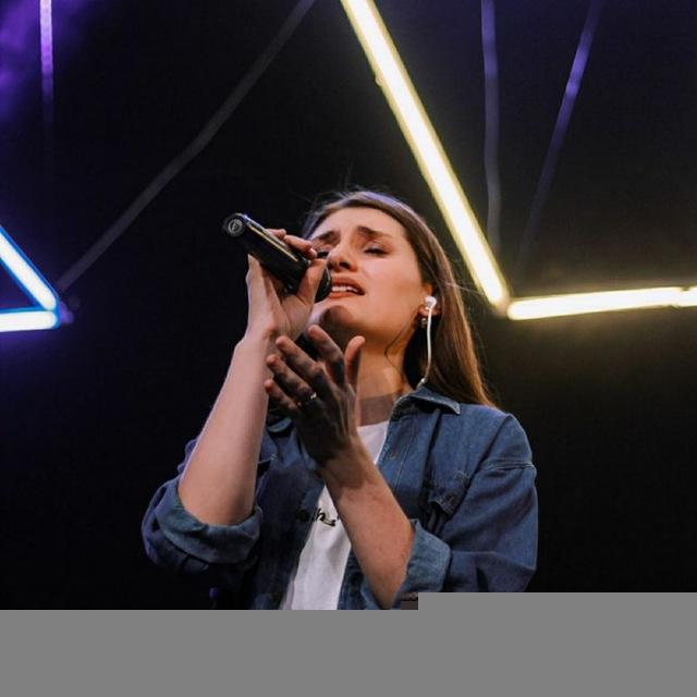 Валентина Коновалова ( UP WORSHIP)