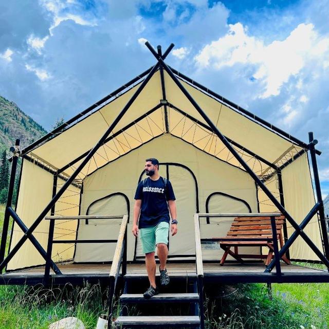 Hoseinarab_travels