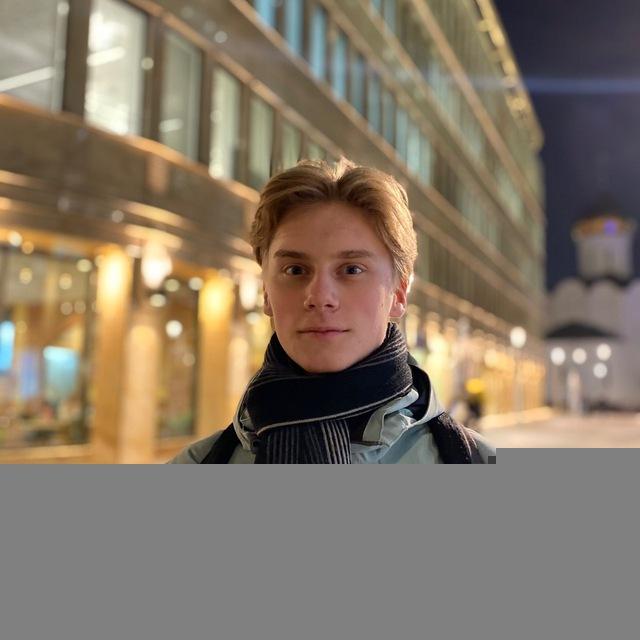 Лев Лавров 🦁