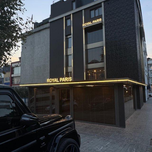 ROYAL PARIS DÉTAIL
