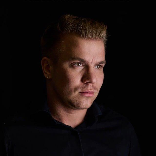 Александр Дунаев