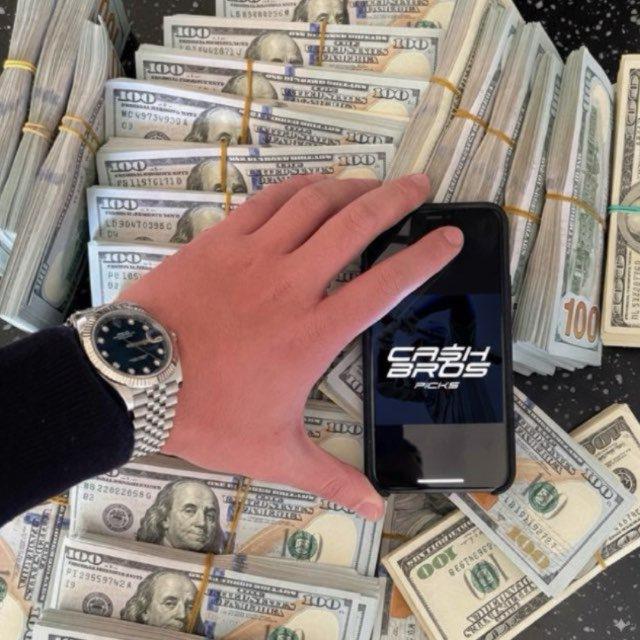 CASH BROS CLUB | CRISTIAN REY FREE