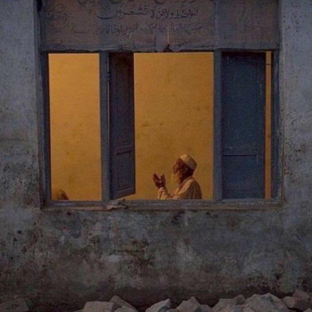 ﴿ وَمَن يَتَوَكَّل عَلَى اللَّهِ فَهُوَ حَسبُهُ ﴾