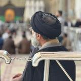 حسينَ