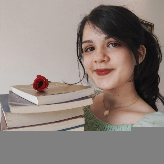 Fernanda Carvalho | Literatura e Virtudes