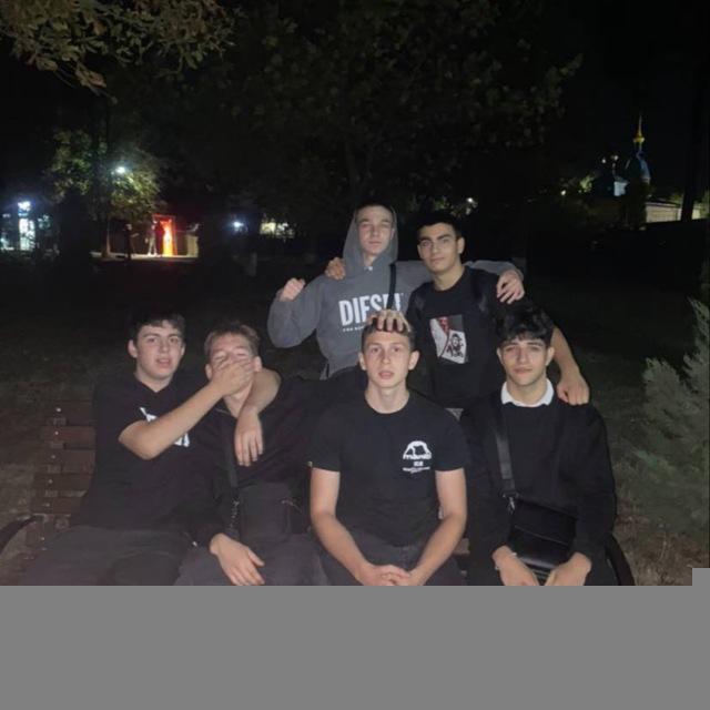 Белоснежка и пять нерусей