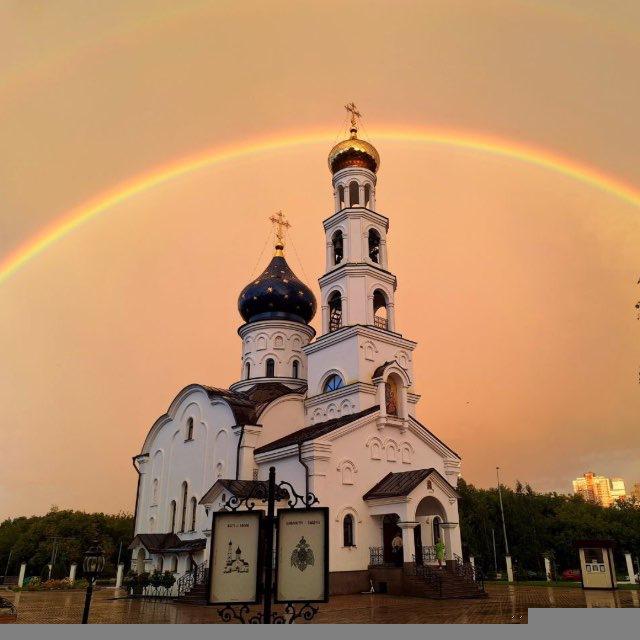 Храм Смоленской иконы Божией Матери в Фили-Давыдково