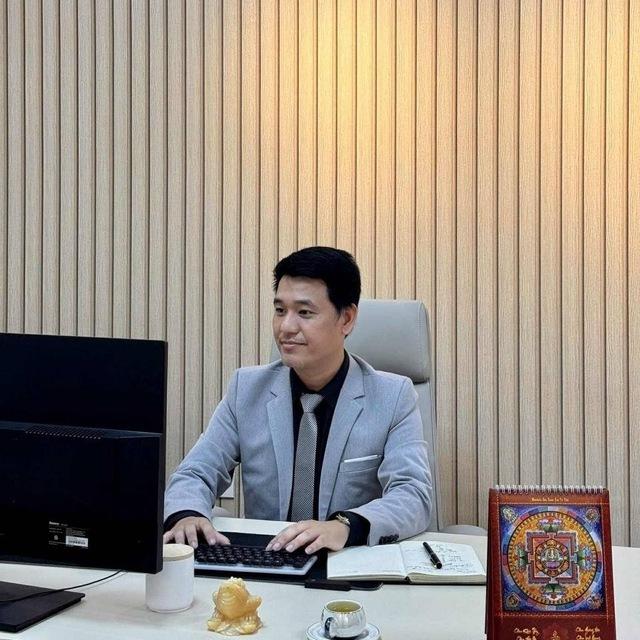 Hoàng Tùng BCR