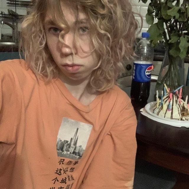 twitch.tv/3AXO3