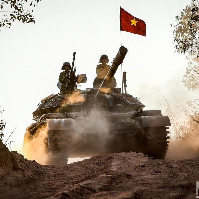 Hội hóng tin quân sự Việt Nam và Thế giới