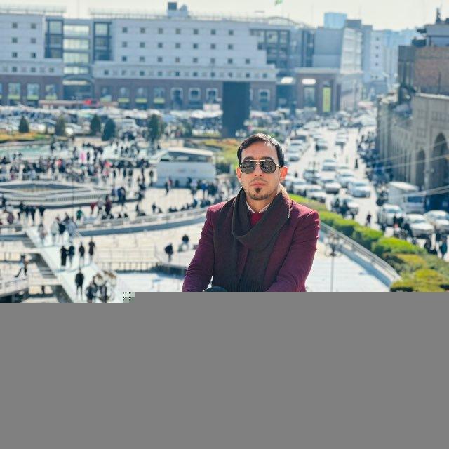 الأستاذ محمد ابراهيم
