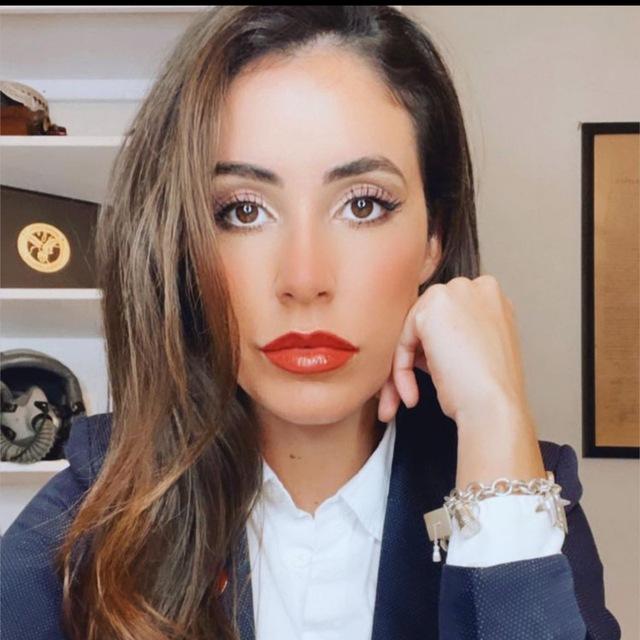 realannapaulina