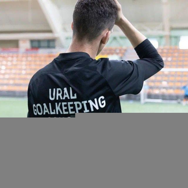 Человек в перчатках🧤