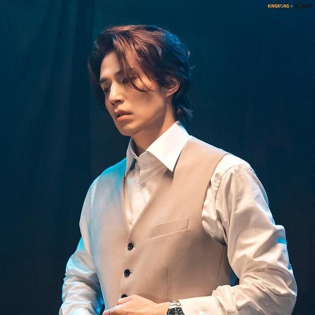 Lee Dong Wook 이동욱