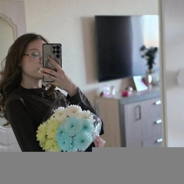 𝔑𝔦𝔨𝔞🧸🖤