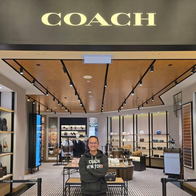 Coach Genting Sky Avenue by AJ